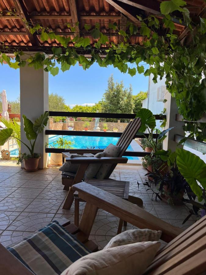 Apartman Gorana With Swimming Pool Йелса Екстериор снимка